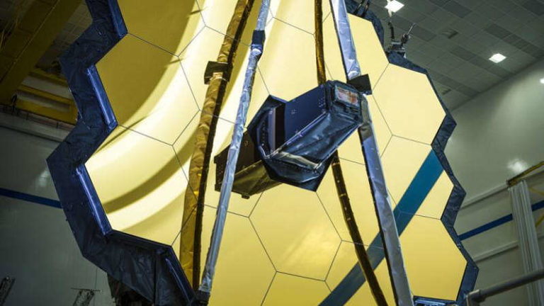 Il telescopio James Webb pronto per il lancio