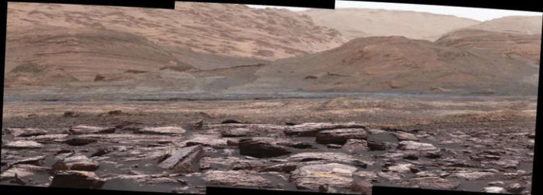 Trovate delle misteriose rocce viola su Marte, e gli scienziati non sanno cosa pensare