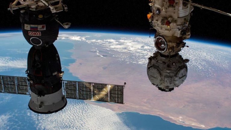 La NASA imposta la copertura per la passeggiata spaziale russa fuori dalla Stazione Spaziale