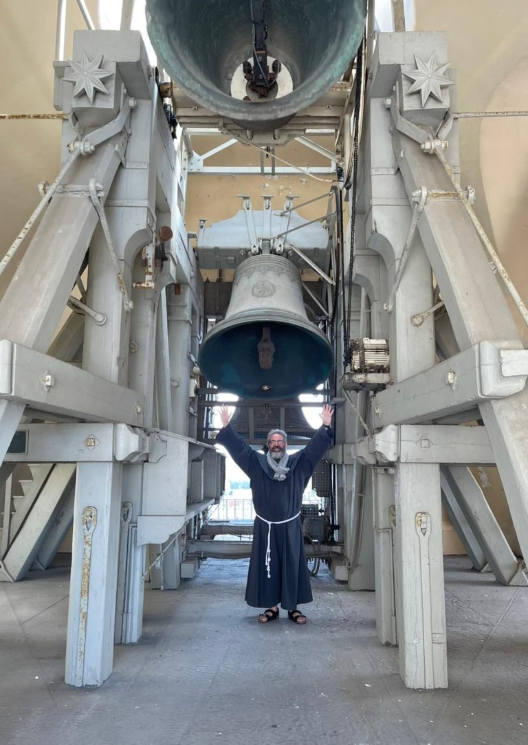 Irradiazione armonica dalla Basilica di San Pietro